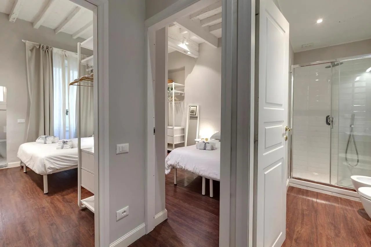 Cloe Apartment By Mamo Florence