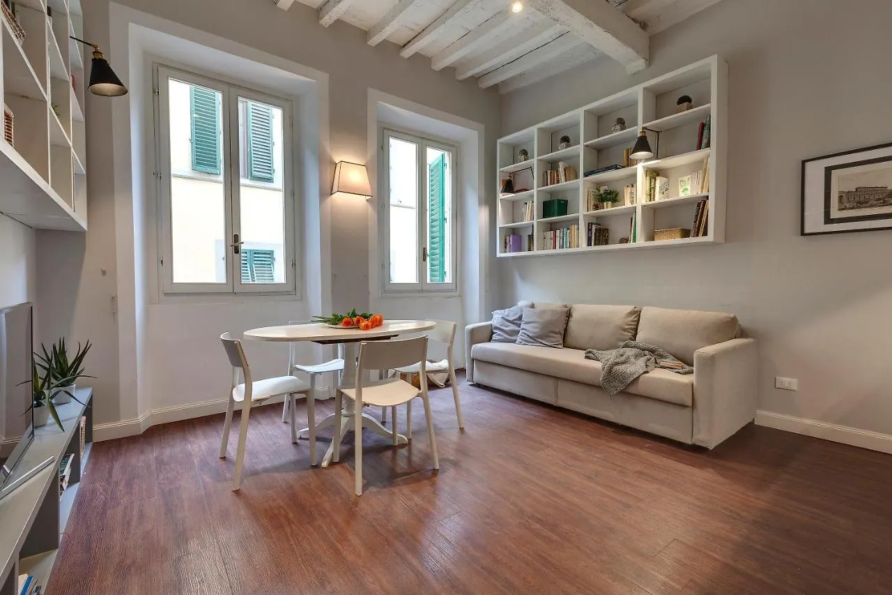 Cloe Apartment By Mamo Florence 0*,