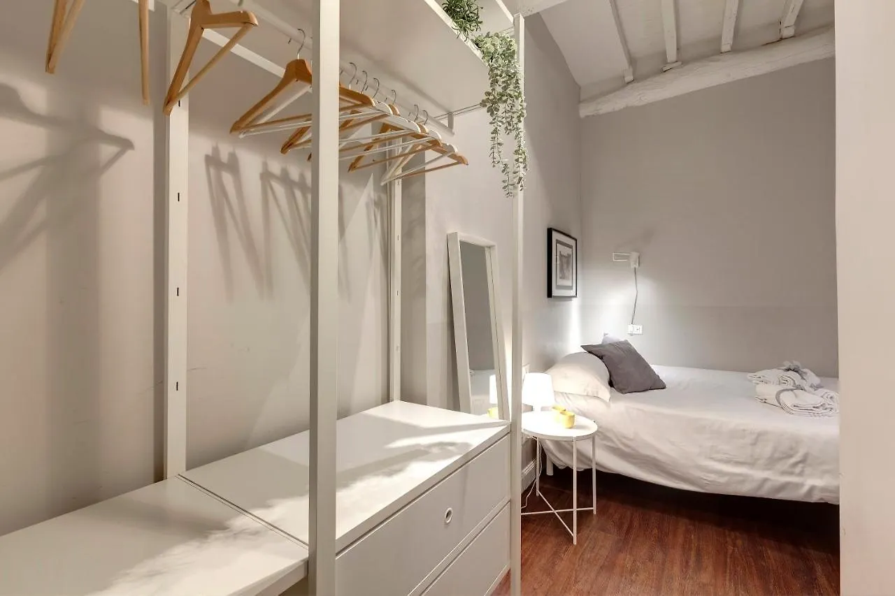 Cloe Apartment By Mamo Florence Italy